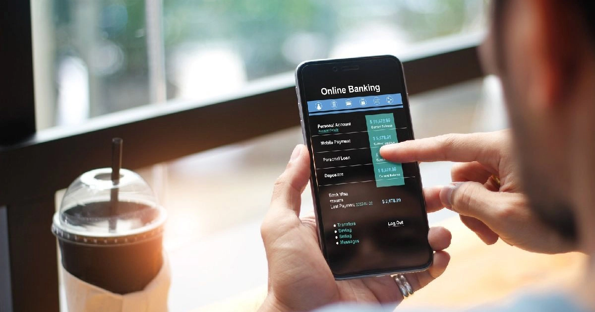 banca-online-pagamenti-smartphone