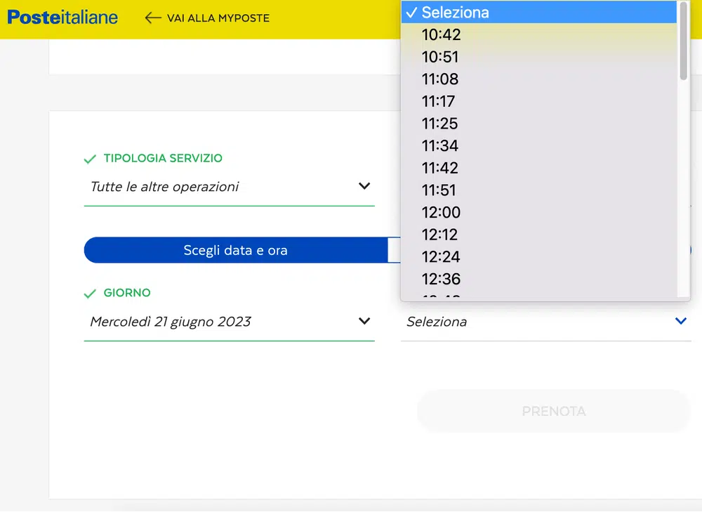 Per prenotare un ticket online si sceglie giorno e orario, tra quelli disponibili, sul sito Poste Italiane