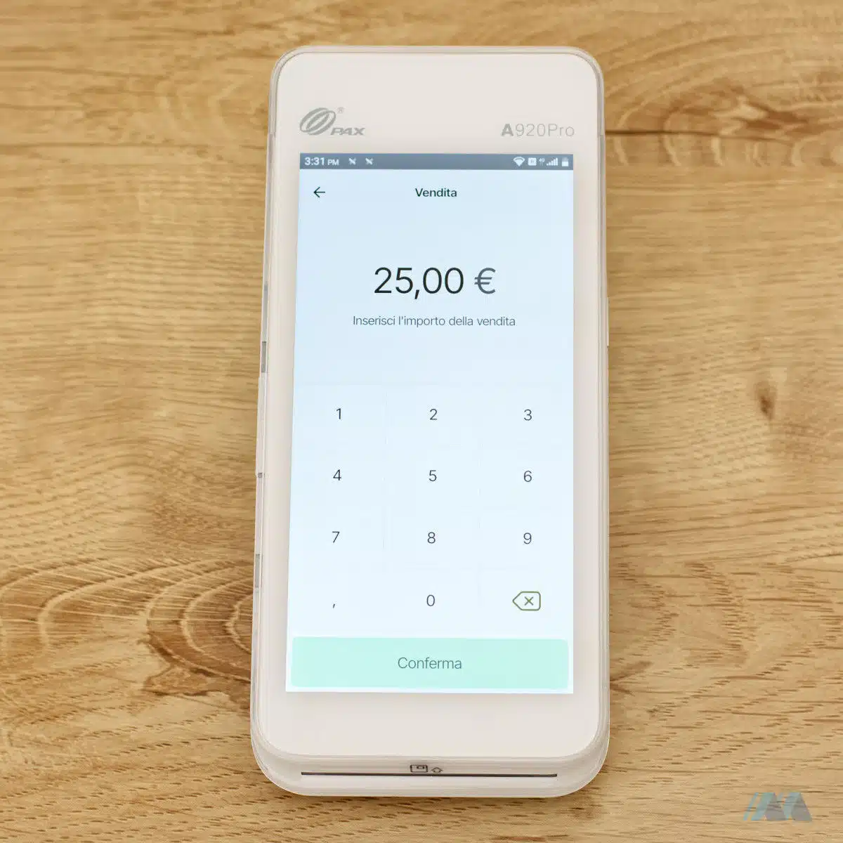 Inserimento dell'importo sul POS Flatpay